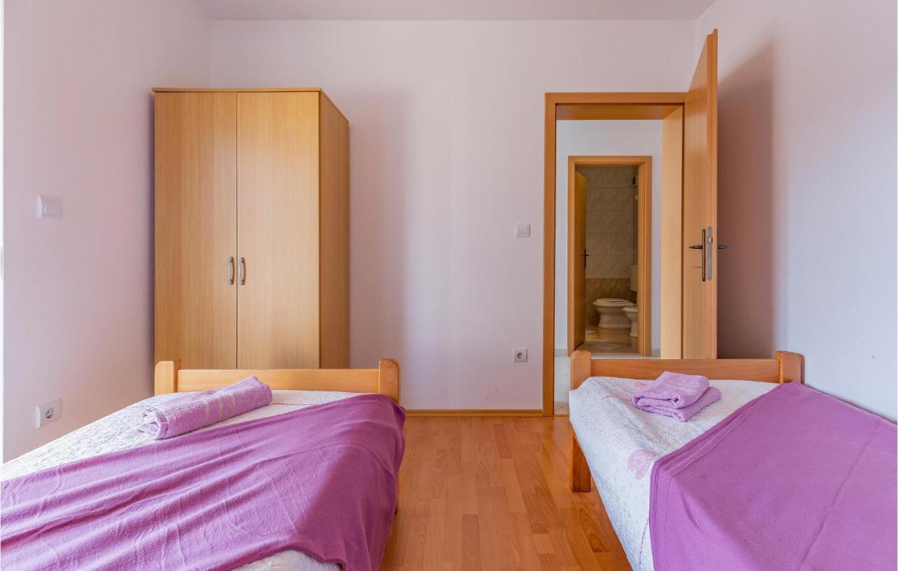 Lovely Apartment In Medulin With Kitchen 外观 照片