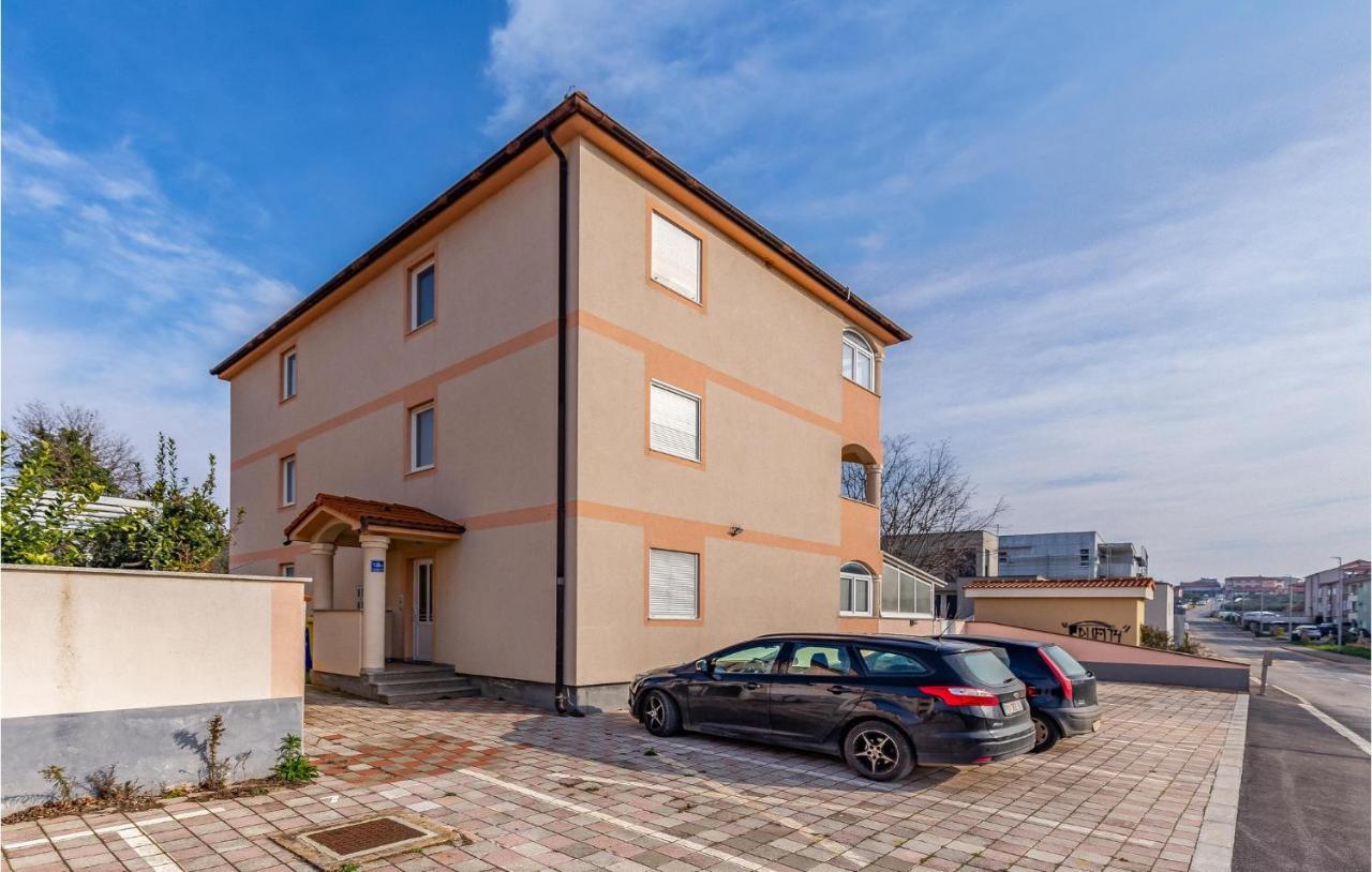 Lovely Apartment In Medulin With Kitchen 外观 照片